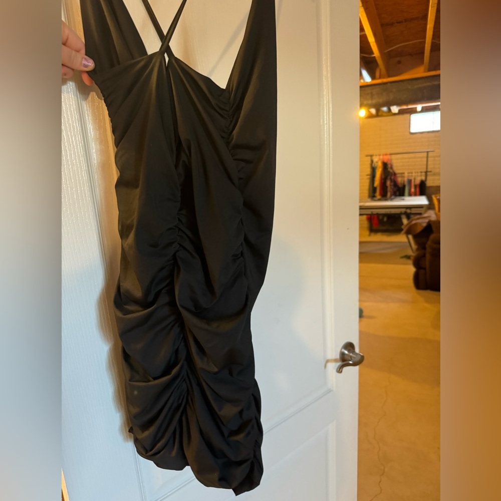 Shein Ruched Black Bodycon Dress Size Large - Picture 3 of 8